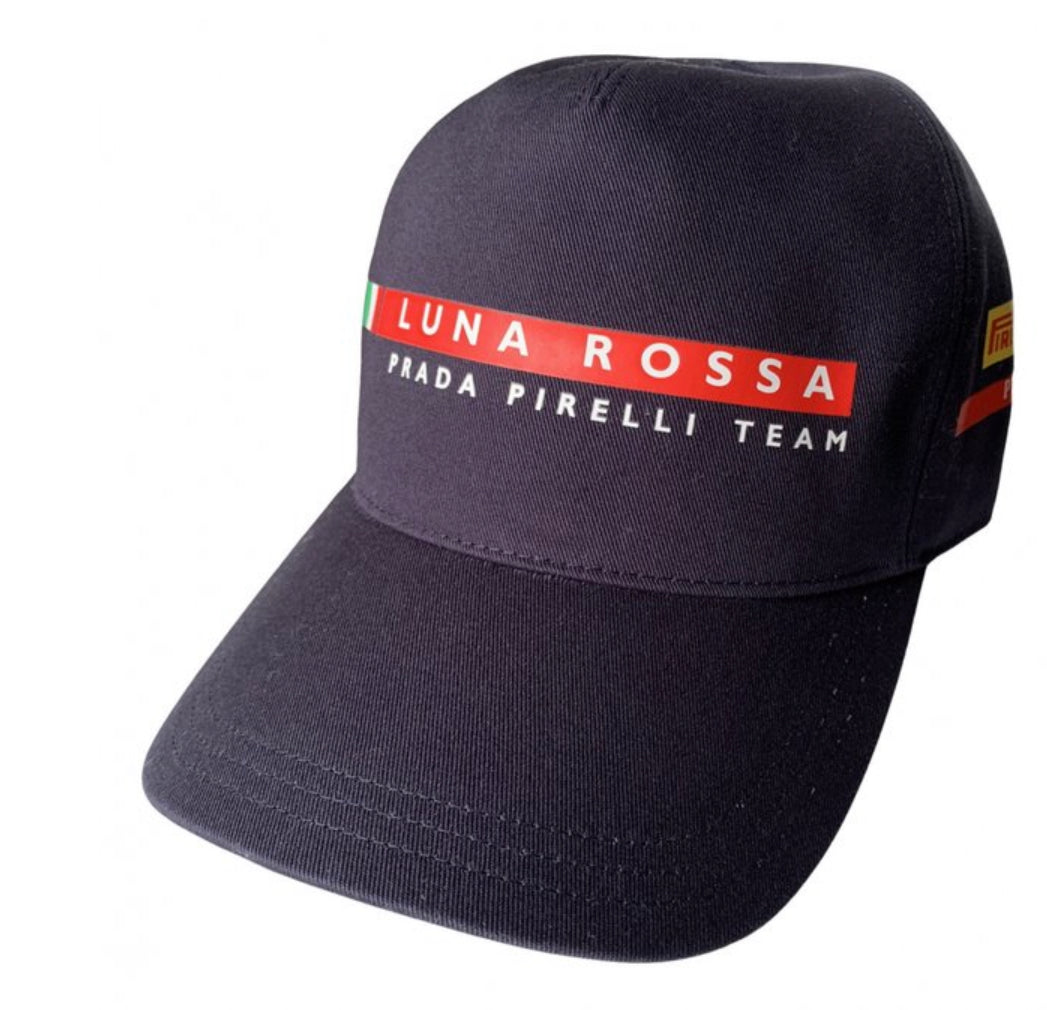 Luna Red Cap Americas Cup